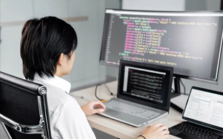 韩城 ,php声明和调用变量的符号是什么？